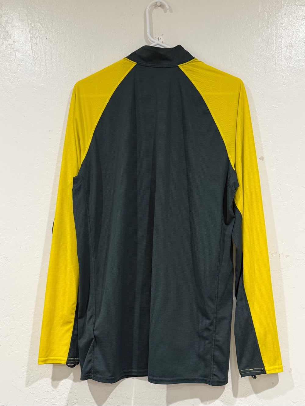 Patagonia Capilene Lightweight 1/4 Zip Shirt Mens XL Green Yellow LS Baselayer - Picture 3 of 8